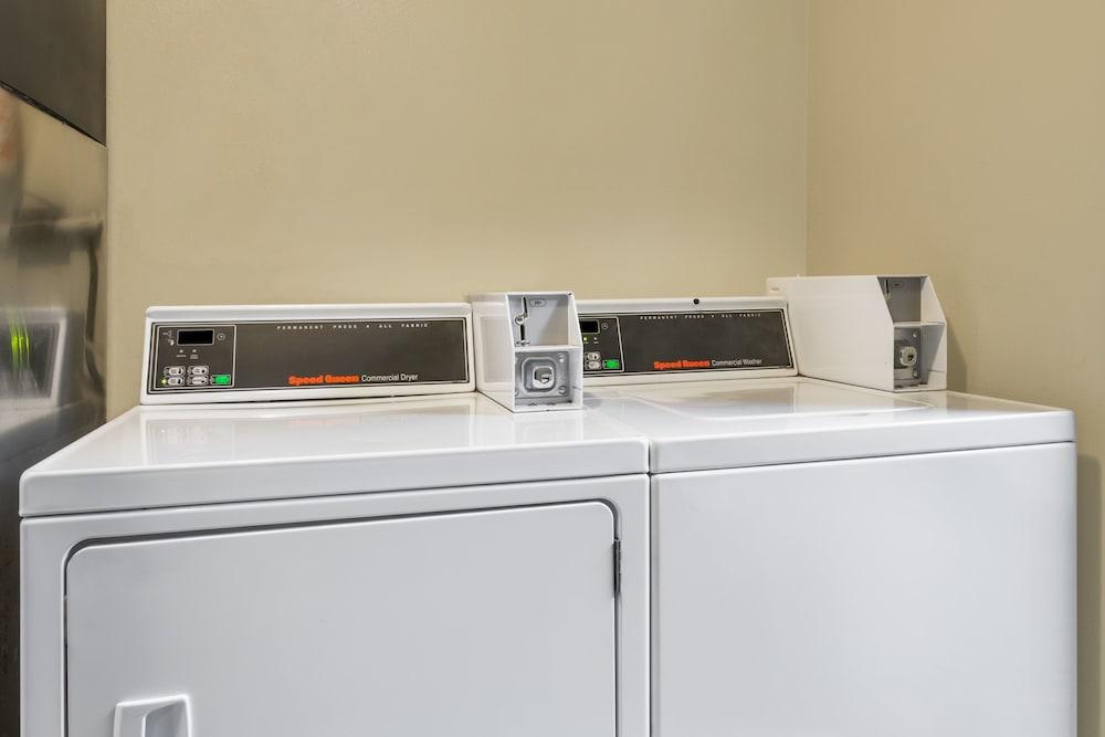 אלבוקרקי Midtown Inn & Suites מראה חיצוני תמונה