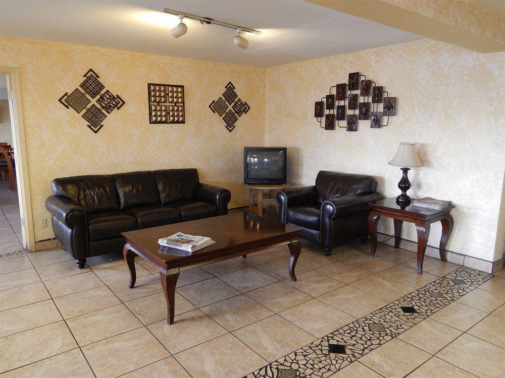 אלבוקרקי Midtown Inn & Suites מראה חיצוני תמונה